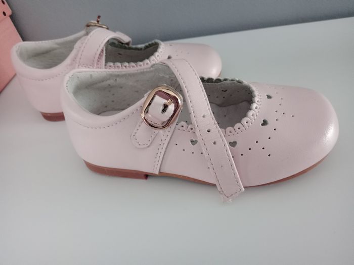Chaussures rose perle 23 neuves - photo numéro 6
