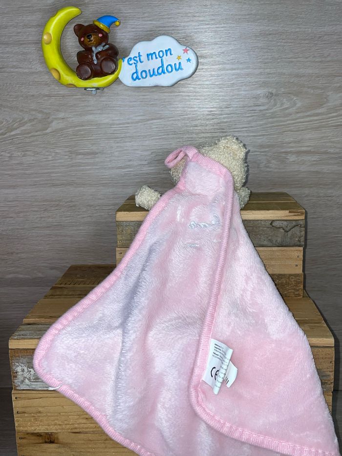 SOL196 doudou ours 🐻 shenzhen busty - photo numéro 2