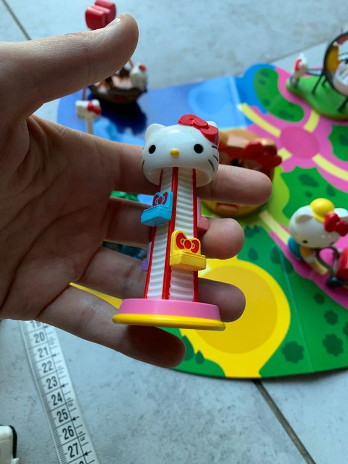 Gros jouet manège hello kitty superbe qualité des detail - photo numéro 11