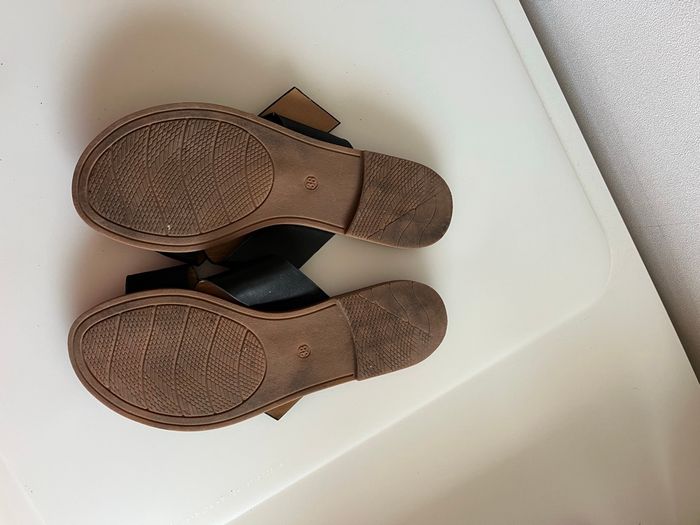 Sandales FPC noires avec boucles - photo numéro 6