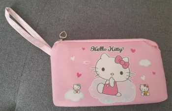 Pochette hello kitty
