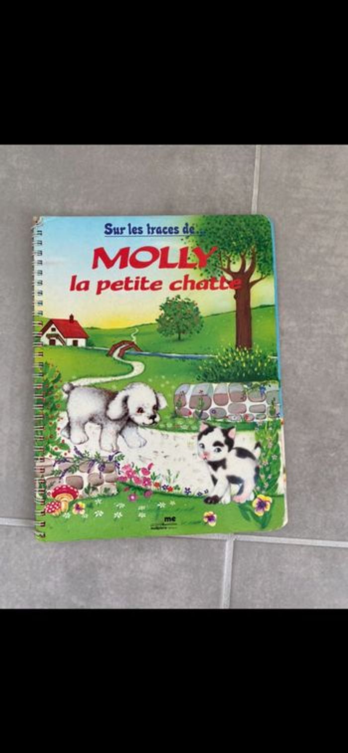Livre Molly La petite chatte