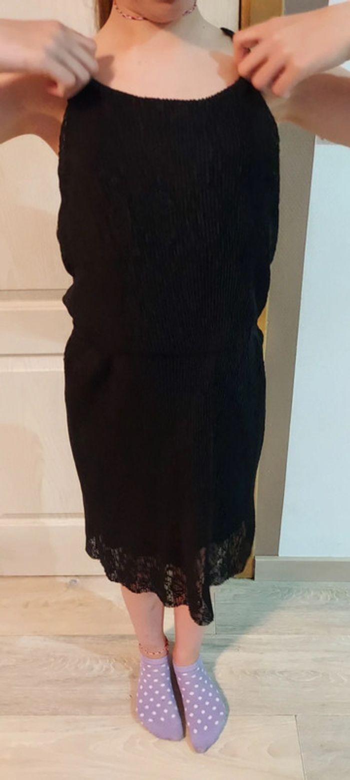 Robe noir Kiabi 12 ans. En dentelle totalement doublée - photo numéro 4