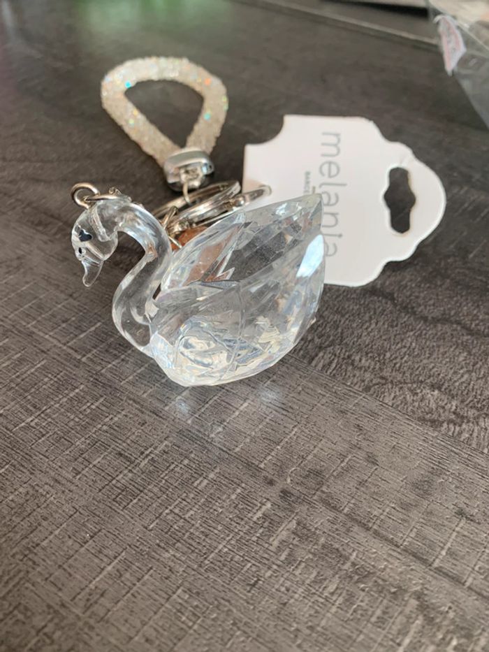 2 Portes clefs cygnes doré et argenté. - photo numéro 2