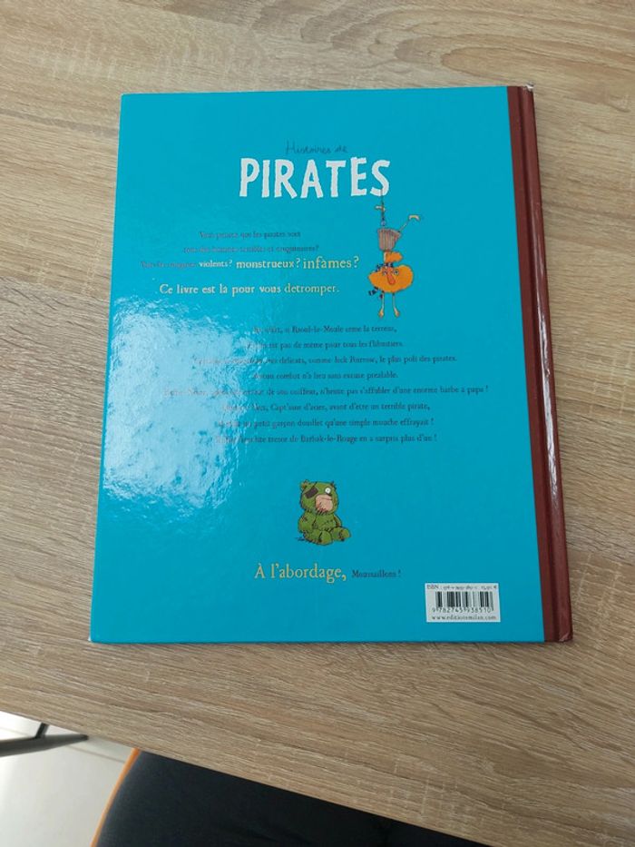 Livre histoire de pirates - photo numéro 2
