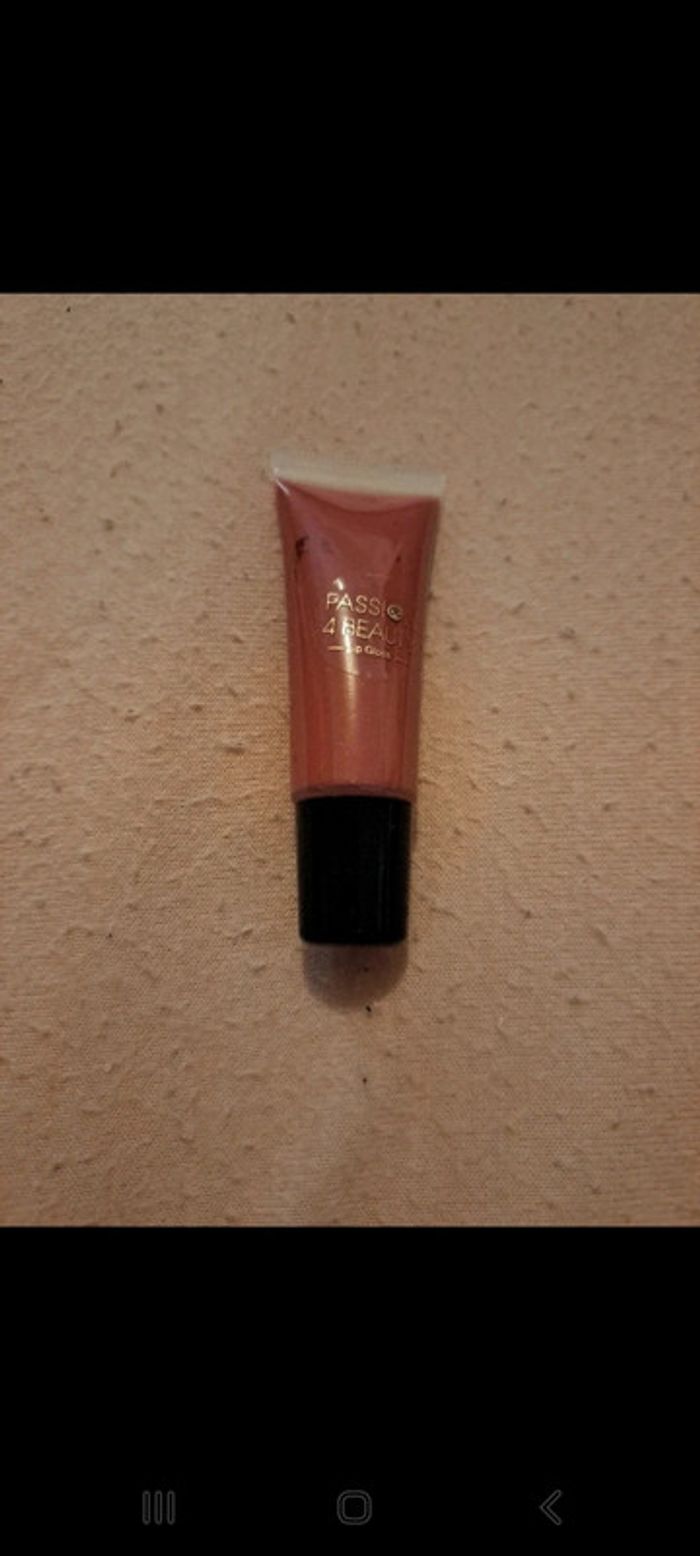 Lot de maquillage - photo numéro 10