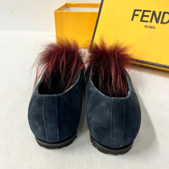 Ballerines chaussures fille Fendi taille 31 neuves - photo numéro 4