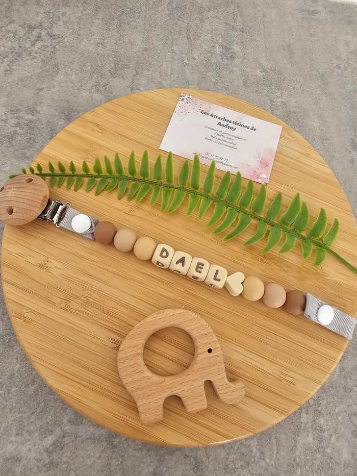 ATTACHES TETINES PERSONNALISÉ EN SILICONE - photo numéro 10