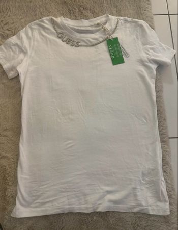 T shirt Guess