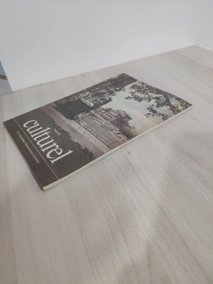 Livre magazine culturel de la RDA république démocratique allemande 1985 - photo numéro 4