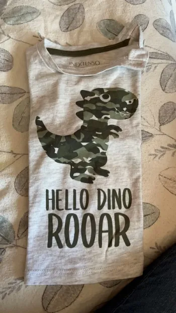 Tee shirt