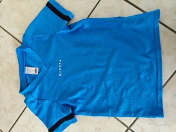 Teeshirt kipsta bleu 8 ans
