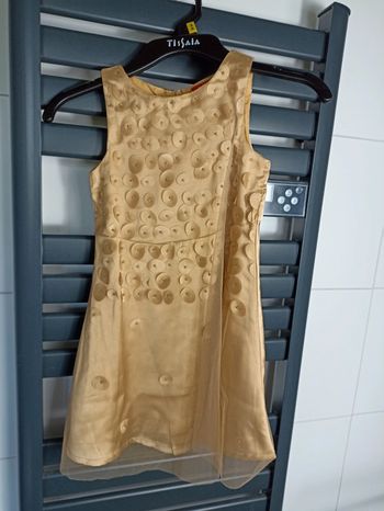 Robe cérémonie doree