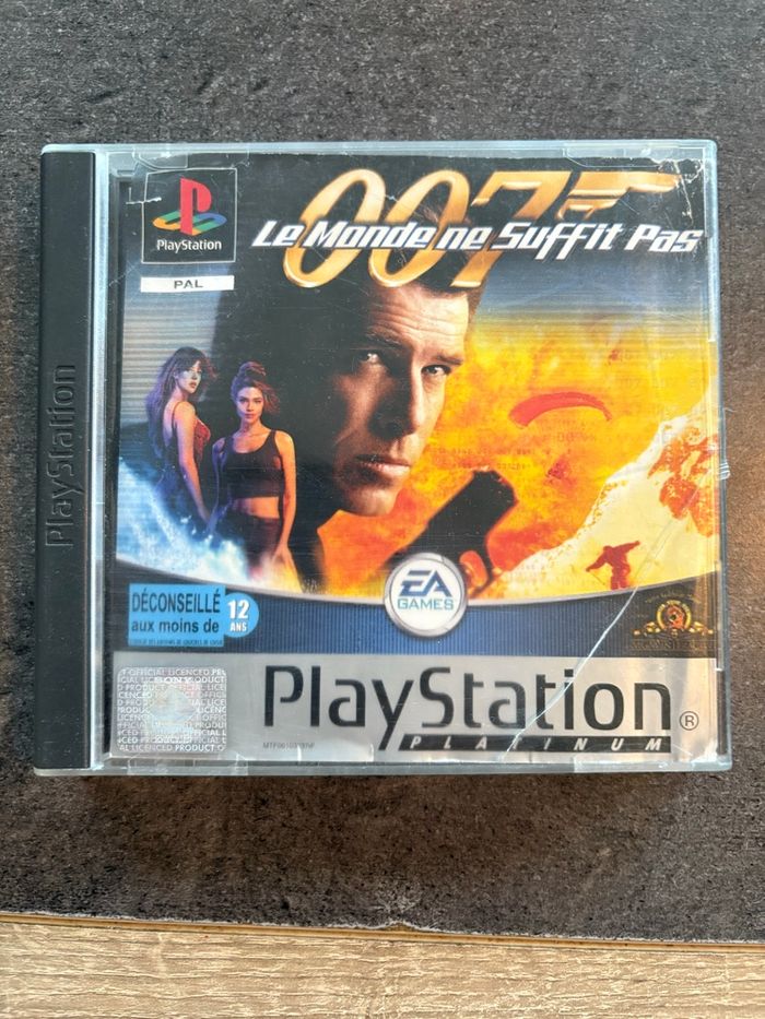 Jeux ps1 james bond