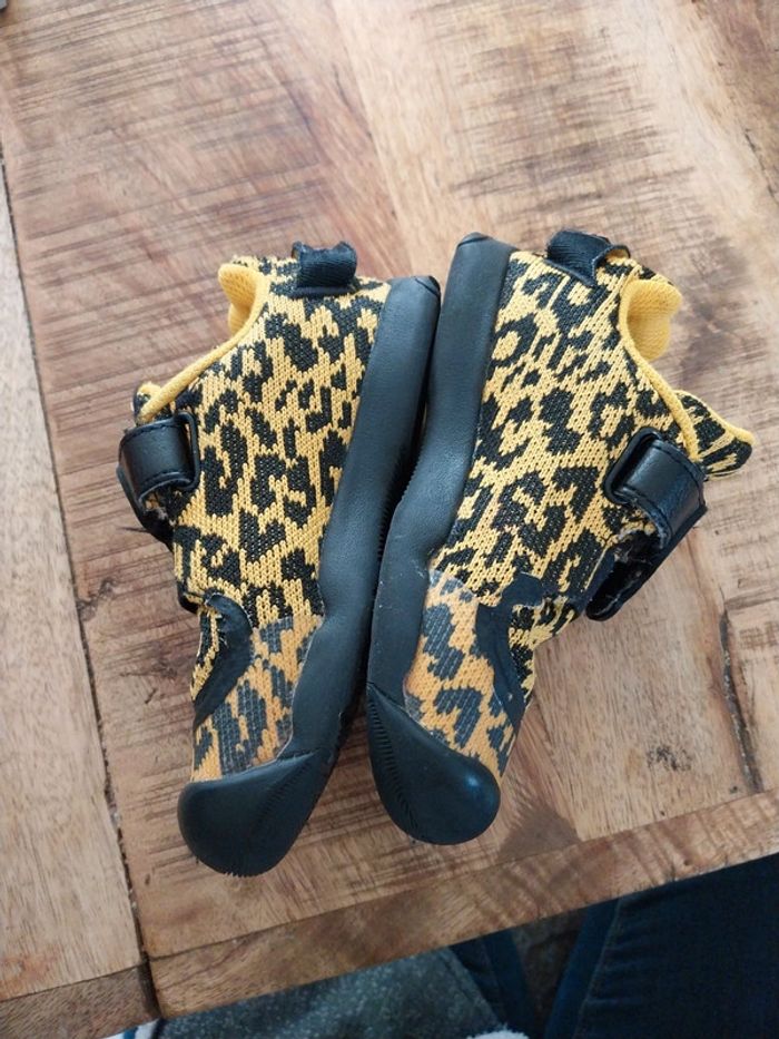 Basket adidas roi lion 26 - photo numéro 11
