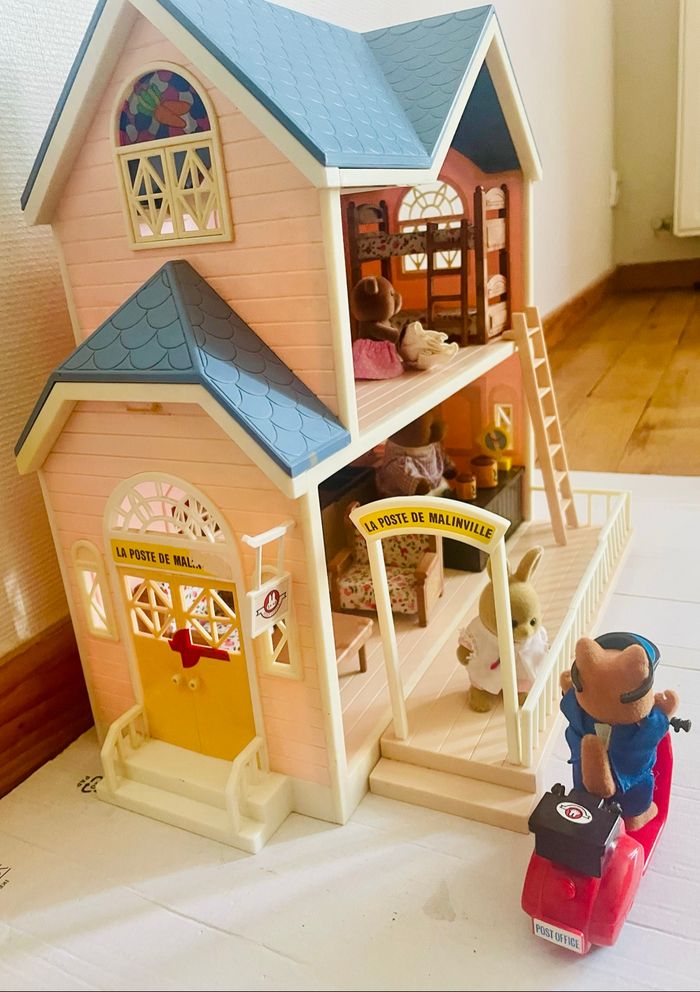 Poste de Malinville - Sylvanian Families - photo numéro 4