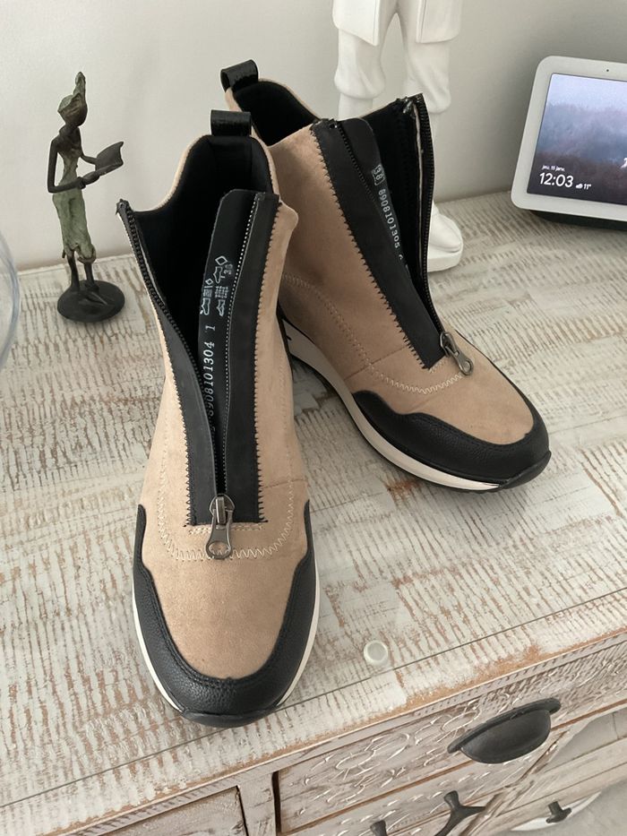 Bottines neuve marque Remonte - photo numéro 2