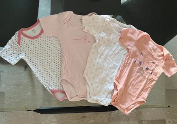 Lot body manches courtes