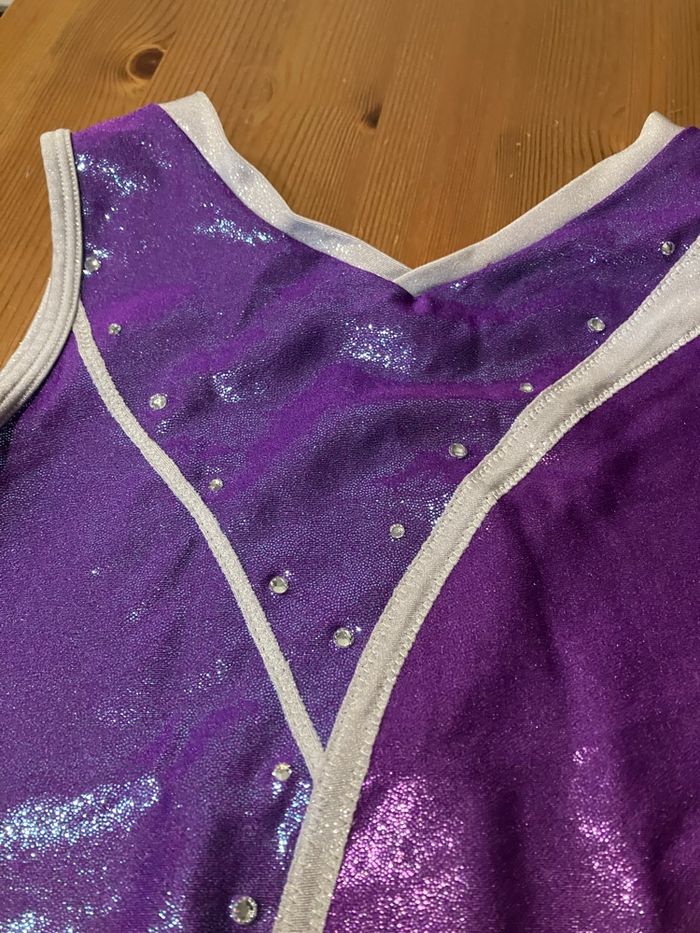 Lot 2 justaucorps 8 ans - photo numéro 3