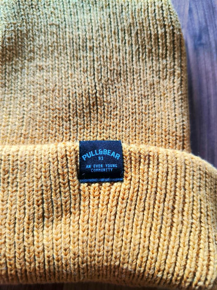 Bonnet Pull & Bear couleur moutarde M neuf mixte - photo numéro 2
