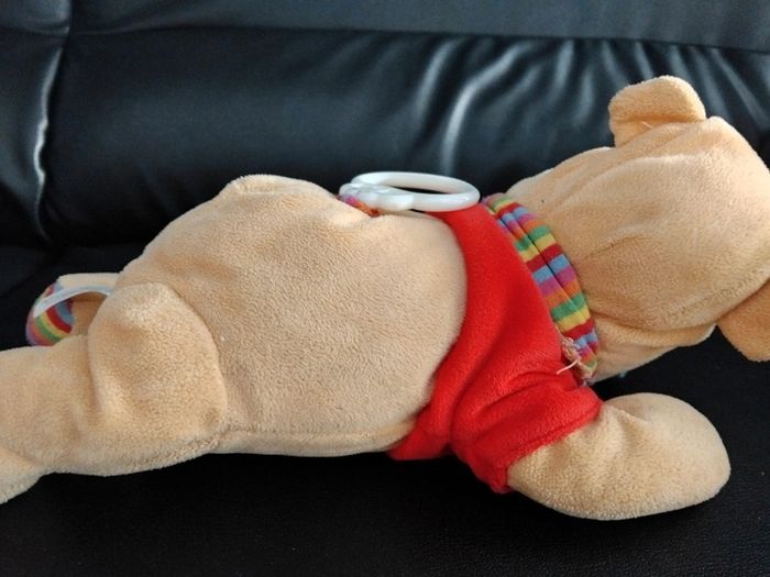 Peluche musicale Winnie l'ourson, Disney - photo numéro 3