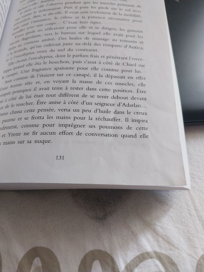 Roman Keleana tome 6 La Tour de l'Aube- Sarah J. Maas La Martinière - photo numéro 8