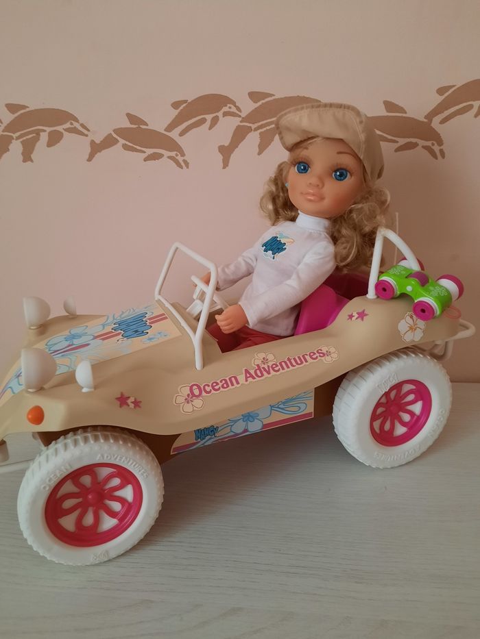 Poupee nancy et son buggy