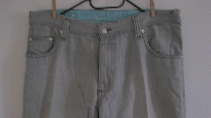 jean gris taille 44 - photo numéro 3