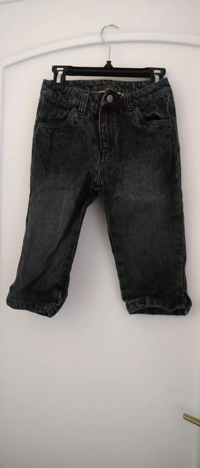 Pantacourt en jean avec broderies gris fille 8 ans lotus spirit