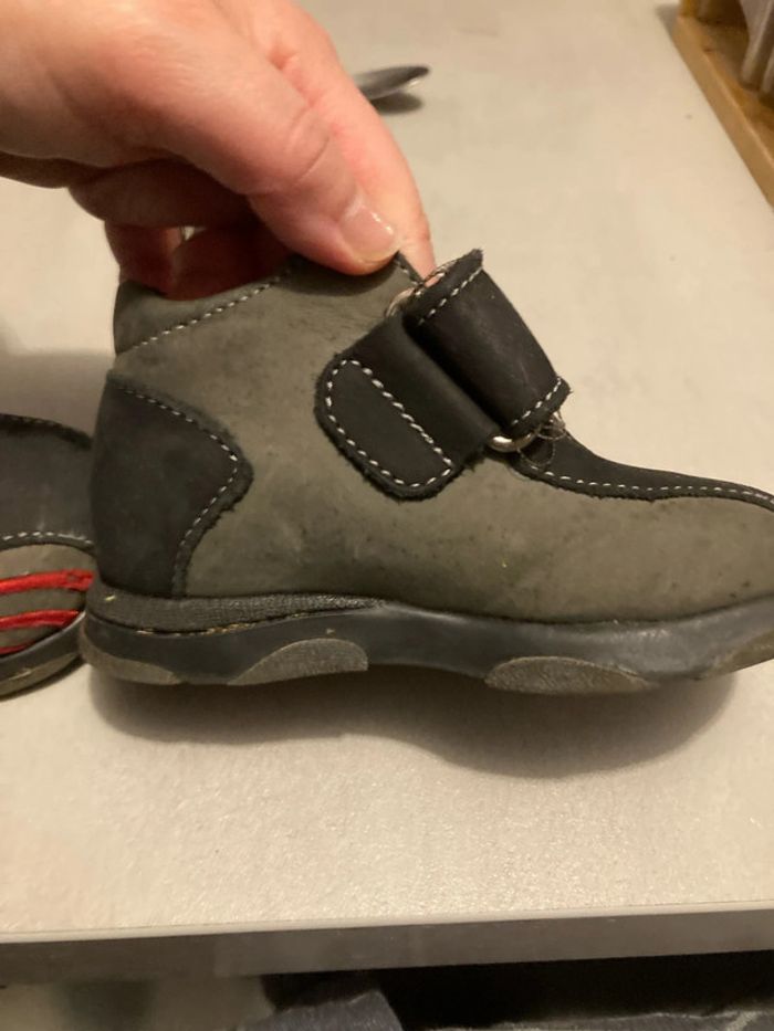 Chaussures garçon T22 - photo numéro 3