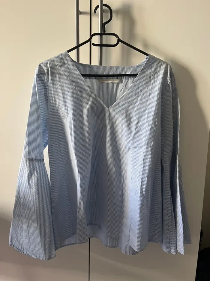 Blouse bleue Zara