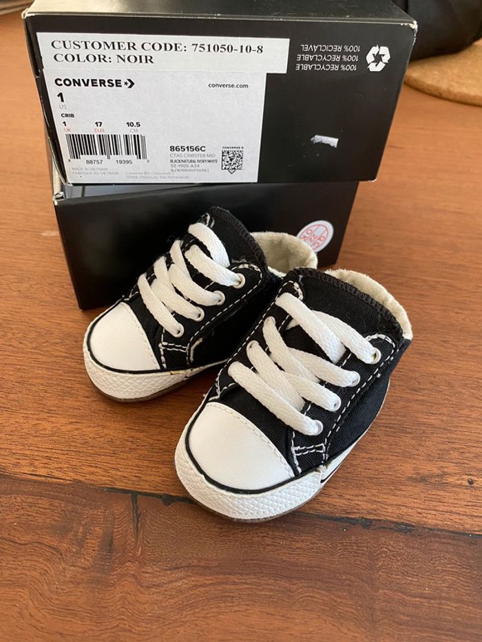 Chaussons Converse taille 17 - photo numéro 3