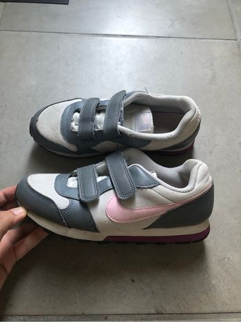 Baskets Nike pour fille taille 35