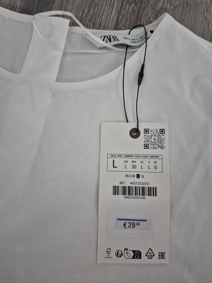 Blouse blanche neuve Zara  taille L - photo numéro 3