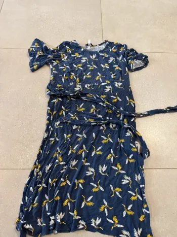 Robe envie de fraise, taille 36/38, bon état