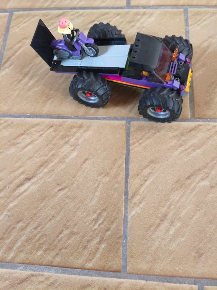 Lego city stunt - photo numéro 2