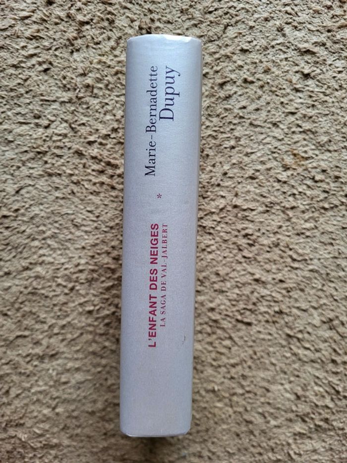 Livre dédicacé de Marie-Bernadette Dupuy "L'enfant des neiges", La saga de Val-Jalbert - État neuf - photo numéro 5