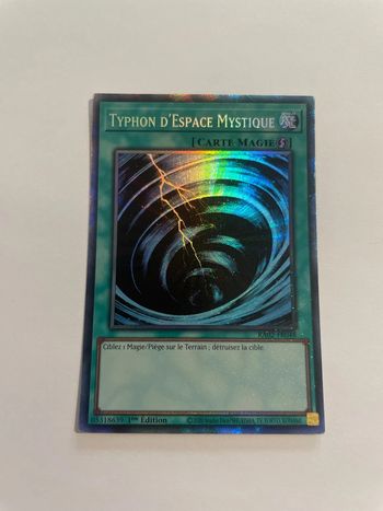 Yu-Gi-Oh! Typhon d'Espace Mystique : CR RA02-FR048