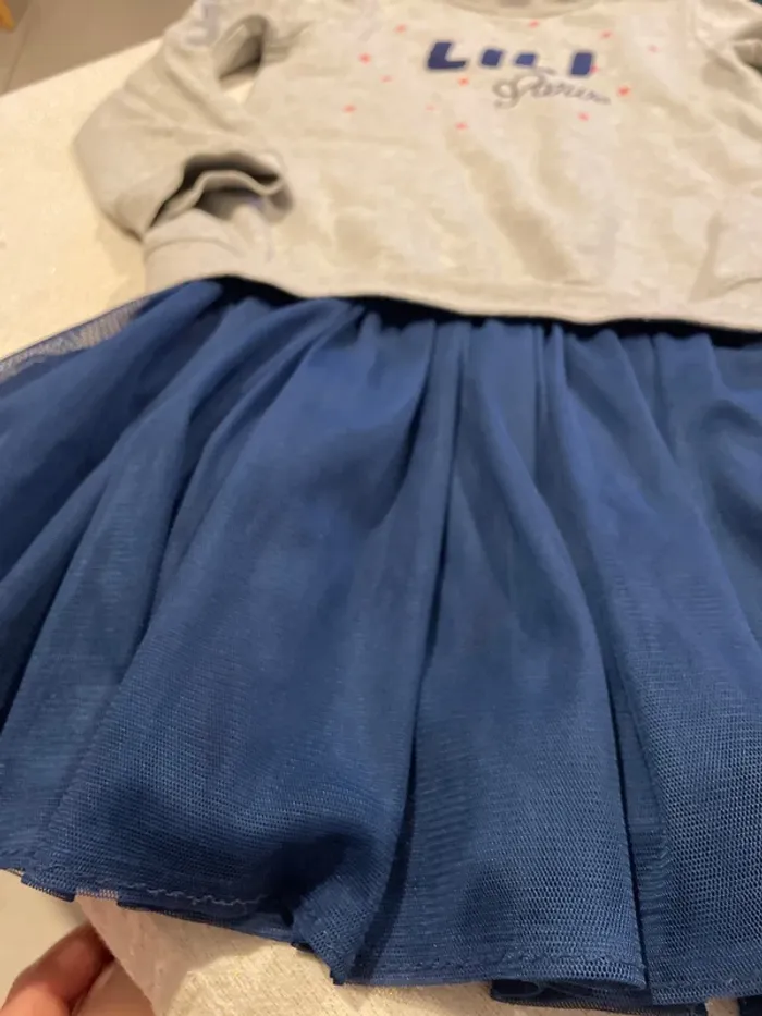 Robe Lili gaufrette 8 ans - photo numéro 3