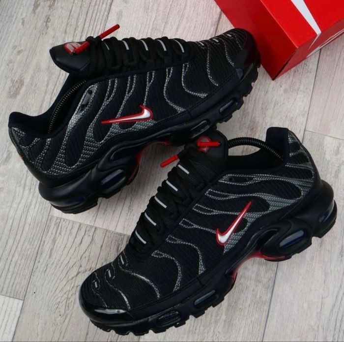 Nike tn spiderman noir rouge gris 37 - photo numéro 3