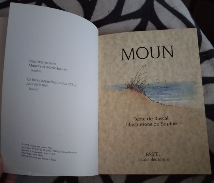 Très beau livre pour enfant "Moun" de Rascal Sophie édition Pastel neuf - photo numéro 2