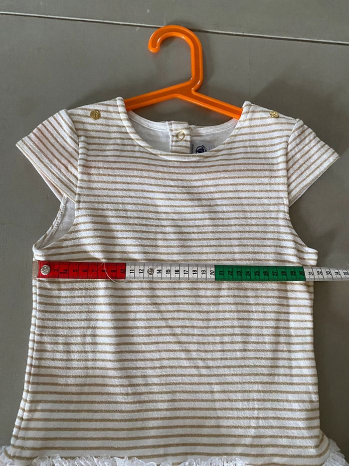Robe Petit Bateau blanche et dorée à rayures avec jupe en tulle et paillettes taille 10 ans - photo numéro 17
