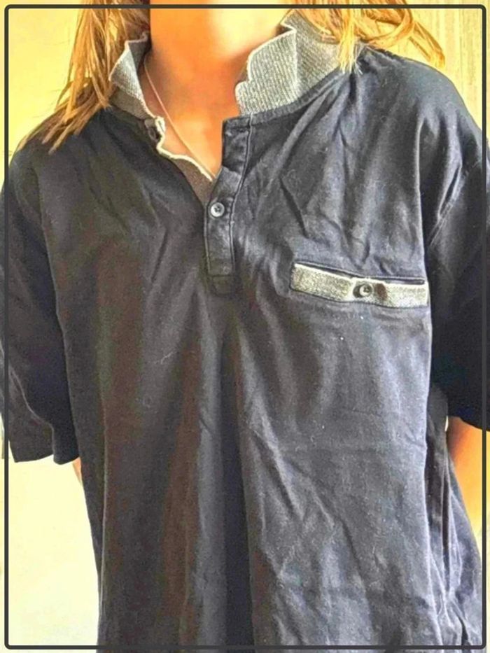 Polo taille 42 marque Teddy smith - photo numéro 2