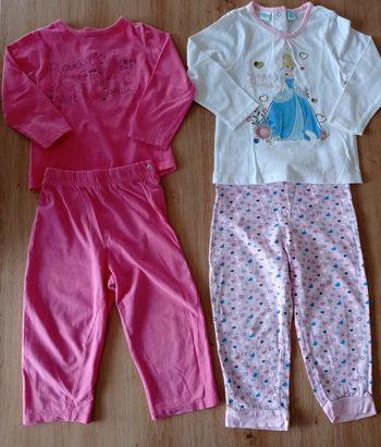 Pyjamas taille 23 mois