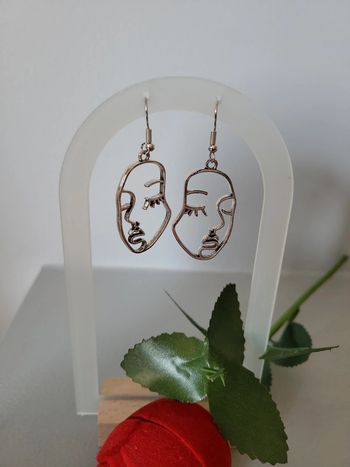 Boucles/ clips visages abstraits silver