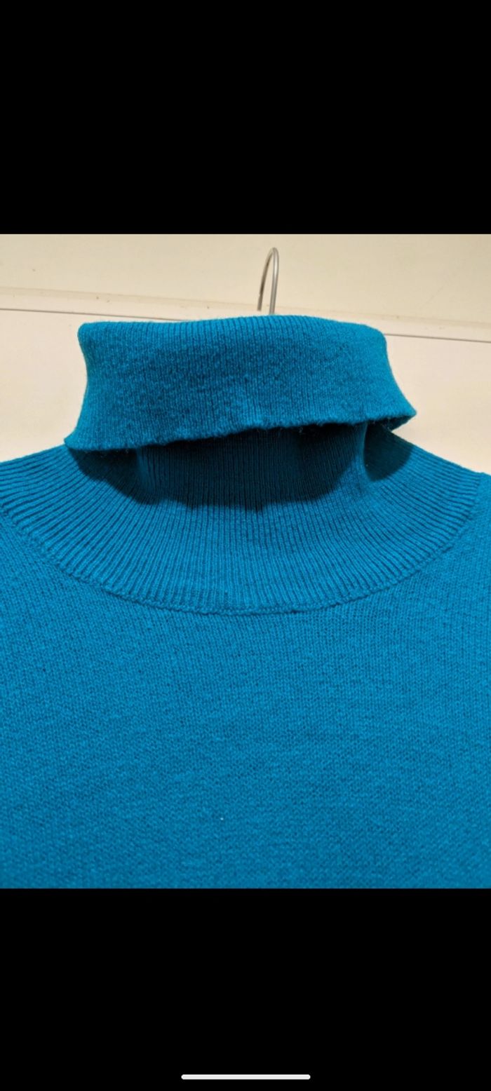 Beau pull vintage col roulé bleu. - photo numéro 2