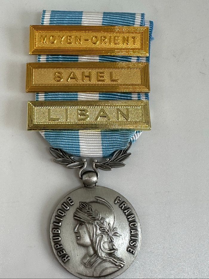 Médaille Militaire D’outre Mer , Agrafes /moyen Orient/ Sahel/ Liban - photo numéro 6
