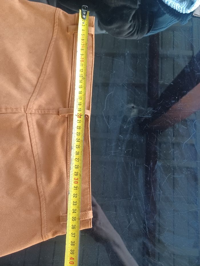 Mini jupe femme zara en daim marron M très bon état - photo numéro 8