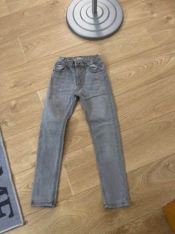 Jeans 8/9 ans