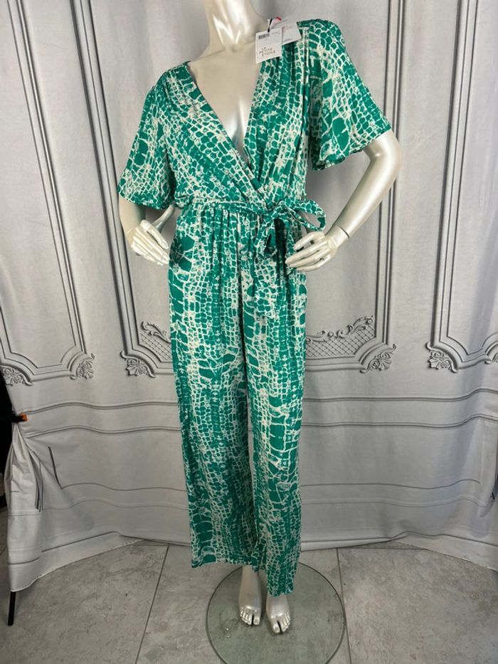 Combinaison La petite étoile T1 / S neuve